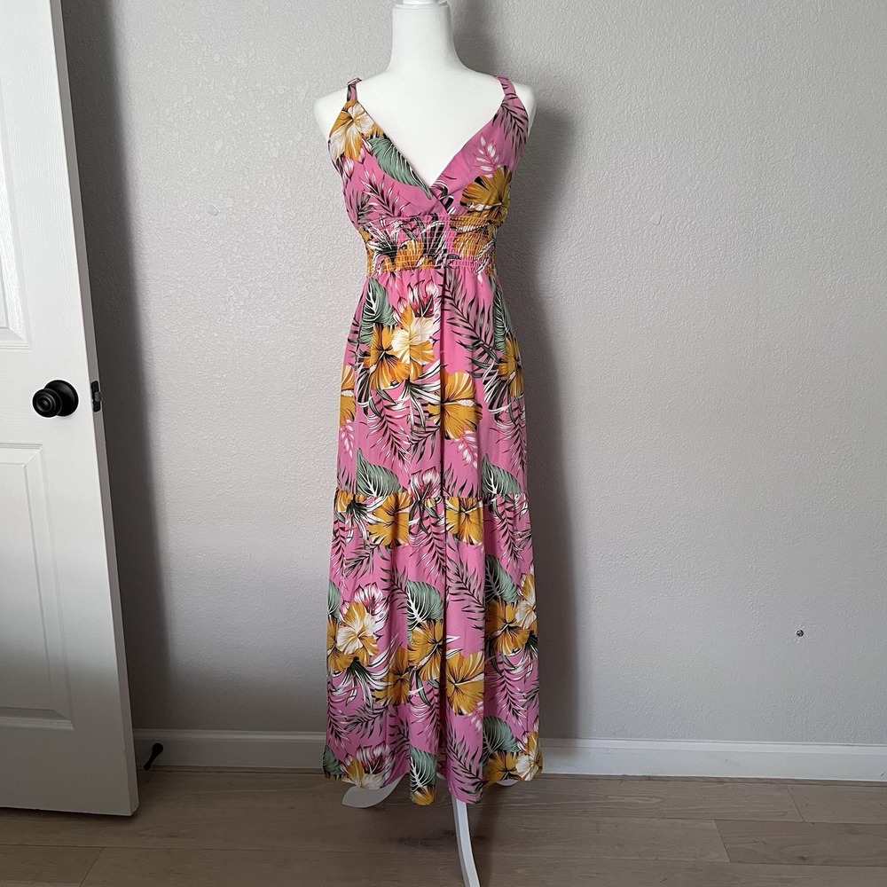 NWT Red Leaf Tropical Floral Pink Smocked Tiered Maxi Dress Size M Beach Resort